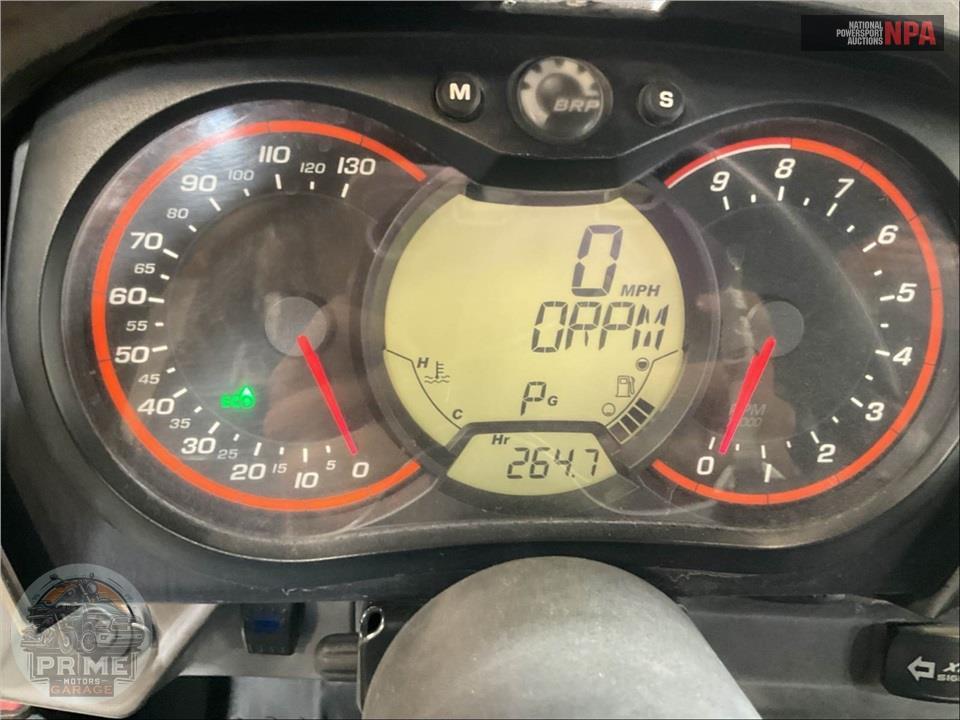 2017 Can-Am COMMANDER MAX 1000 LIMITED — фото 6