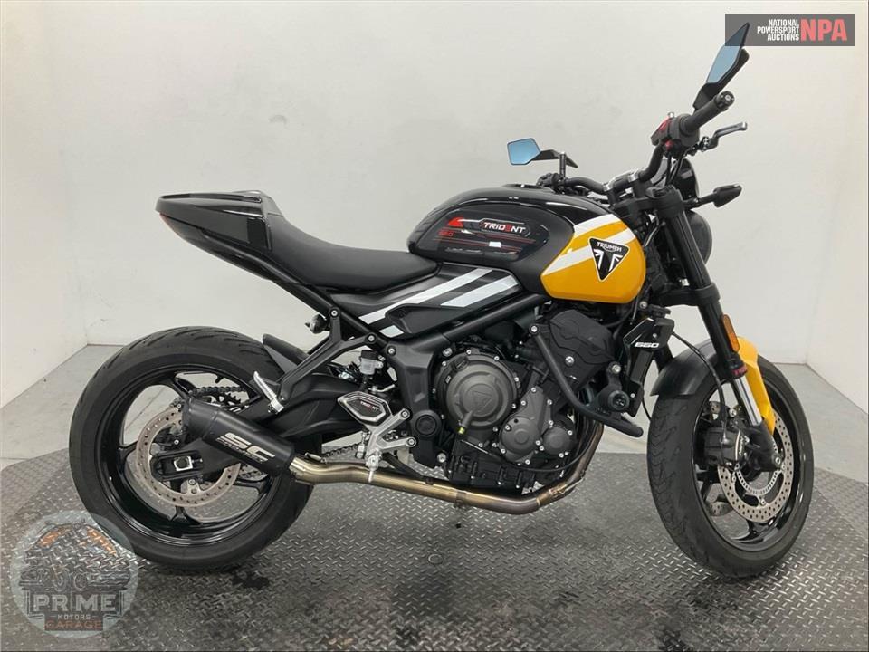 2025 Triumph TRIDENT 660 (BLACK) — фото 1