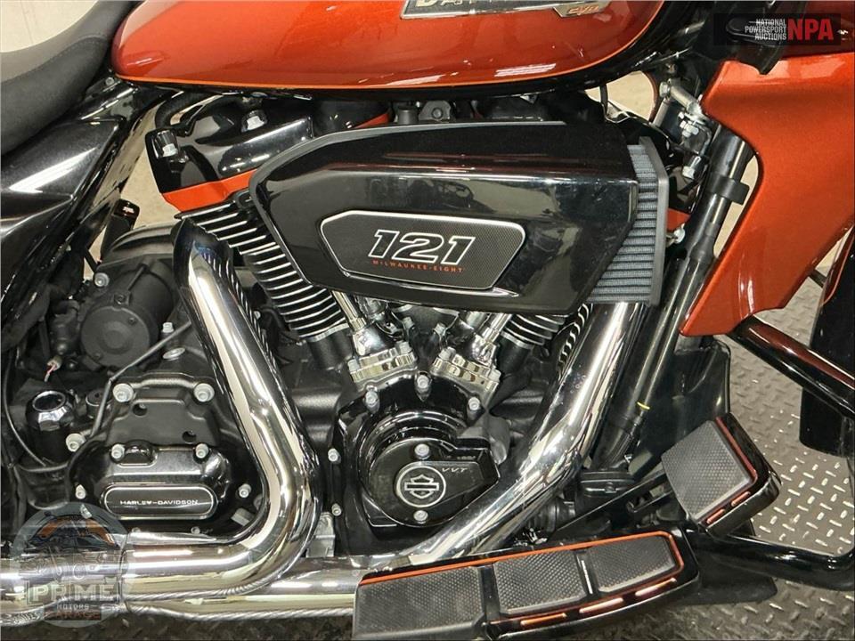 2023 Harley-Davidson FLTRXSE CVO ROAD GLIDE — фото 6