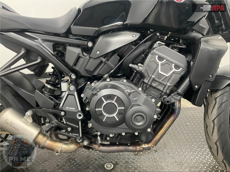 2024 Honda CB1000RA BLACK EDITION — фото 6