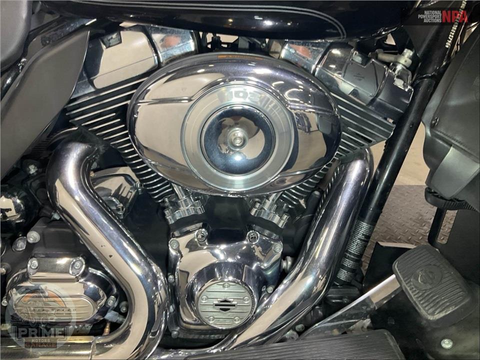 2013 Harley-Davidson FLHTCU UL CLSC EL GLIDE — фото 7