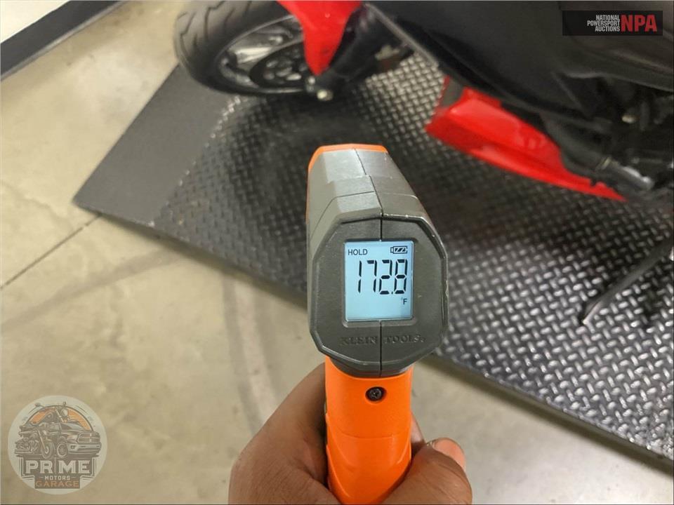 2015 Ducati DIAVEL CARBON RED — фото 8
