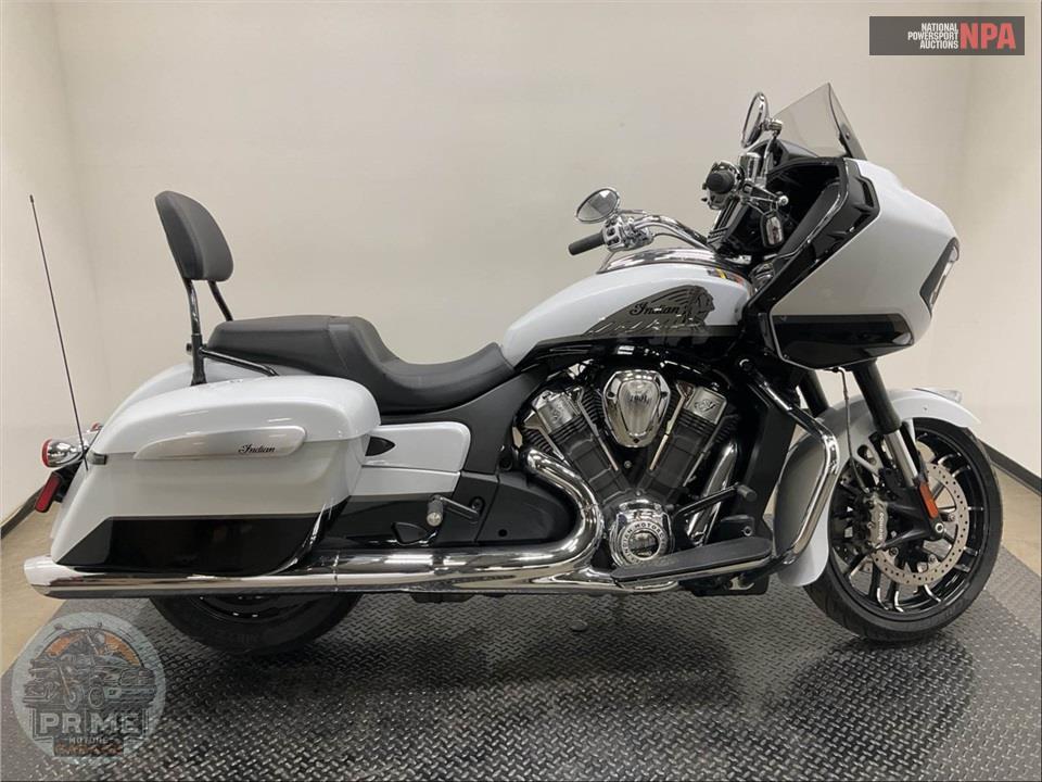 2024 Indian Motorcycle CHALLENGER LIMITED (WHITE) — фото 1