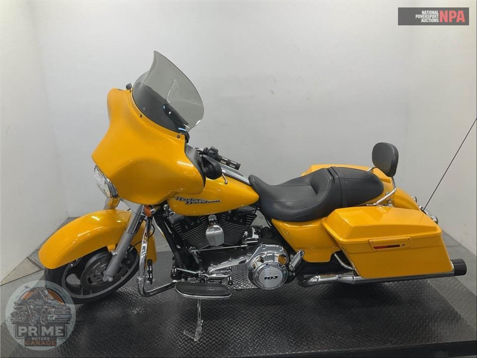 2013 Harley-Davidson FLHX STREET GLIDE — фото 3