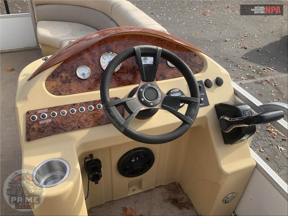 2020 Lexington Pontoons 320 (3 series) 90 HP SZ OB — фото 19
