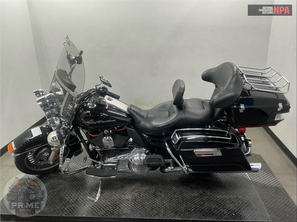2010 Harley-Davidson FLHR ROAD KING — фото 3