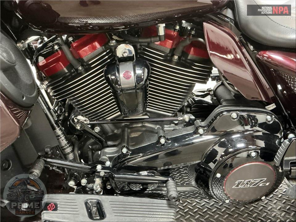 2019 Harley-Davidson FLHXSE CVO STREET GLIDE — фото 7
