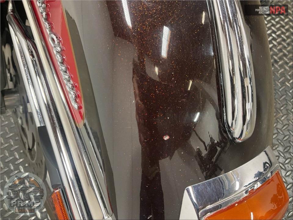2010 Harley-Davidson FLHTCU ULTRA CLASSIC ELECTRA GLIDE — фото 17