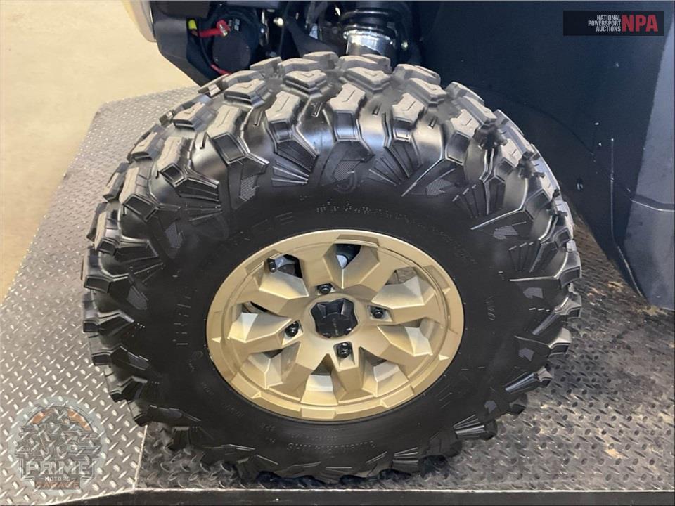 2025 Can-Am DEFENDER MAX LIMITED CAB HD10 — фото 17