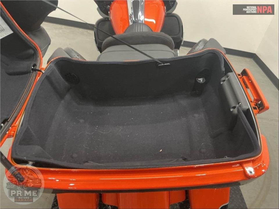 2022 Harley-Davidson FLTRKSE CVO ROAD GLIDE LIMITED — фото 20