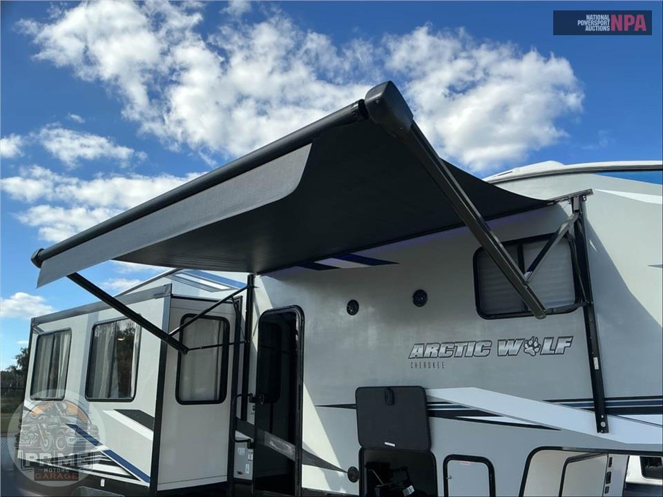 2022 Cherokee By Forest River M-291RL ARCTIC WOLF FIFTH WHEEL SERIES — фото 25