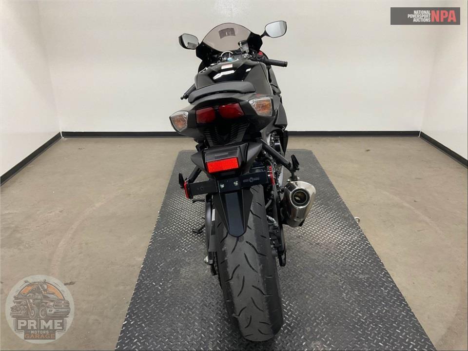 2019 Suzuki GSX-R750L9 — фото 4