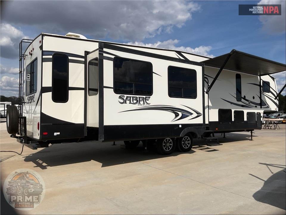 2017 Sabre By Forest River M-36BHQ - FIFTH WHEEL SERIES — фото 4