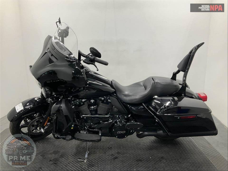 2023 Harley-Davidson FLHTK ELECTRA GLIDE ULTRA LIMITED — фото 3