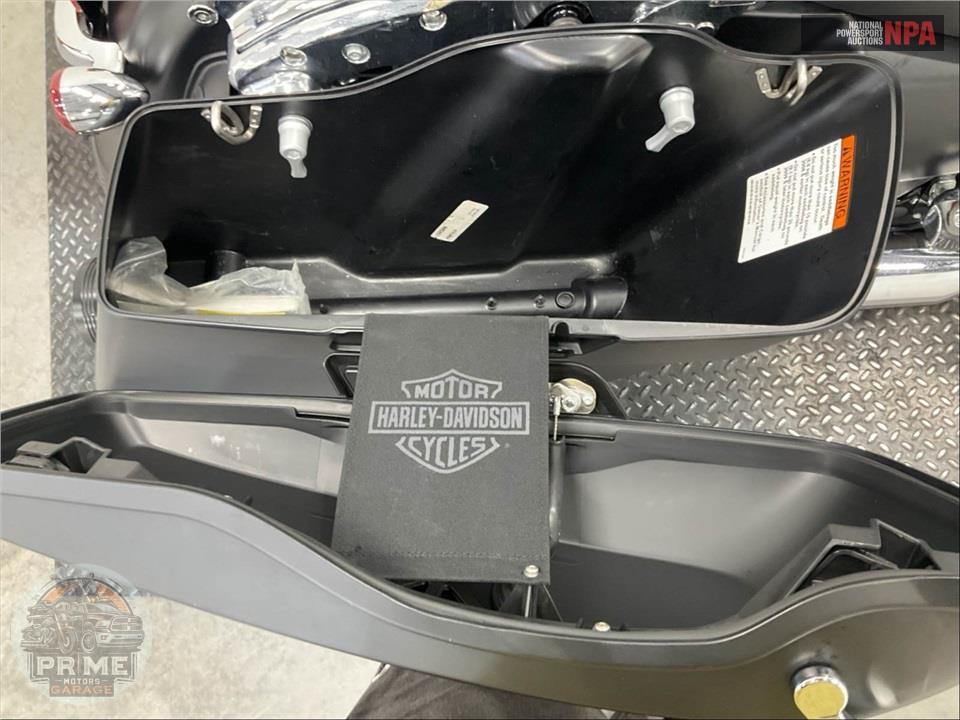 2022 Harley-Davidson FLTRXS ROAD GLIDE SPECIAL — фото 18