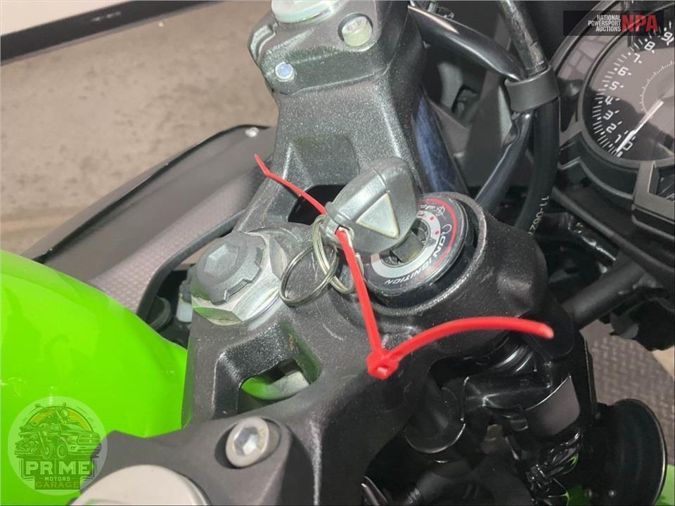 2023 Kawasaki EX400GPFAN NINJA 400 KRT (ABS) — фото 12