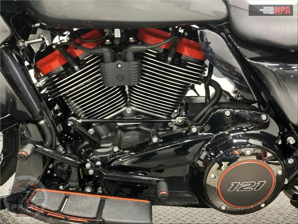 2025 Harley-Davidson FLTRXSE CVO ROAD GLIDE — фото 7