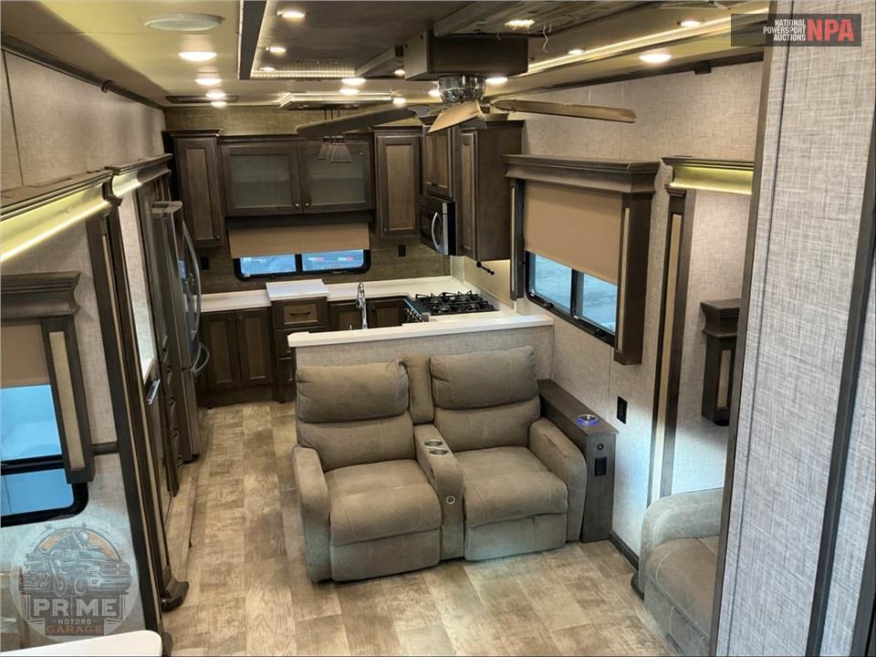 2023 Vanleigh Rv M-41LKB - BEACON FIFTH WHEEL SERIES — фото 6