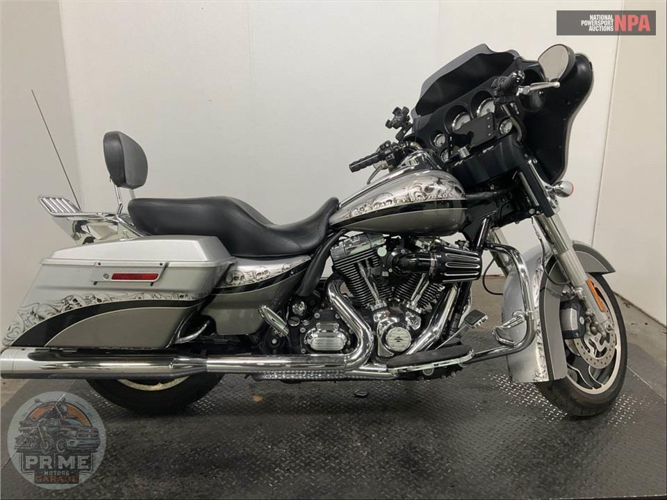 2013 Harley-Davidson FLHX STREET GLIDE — фото 1