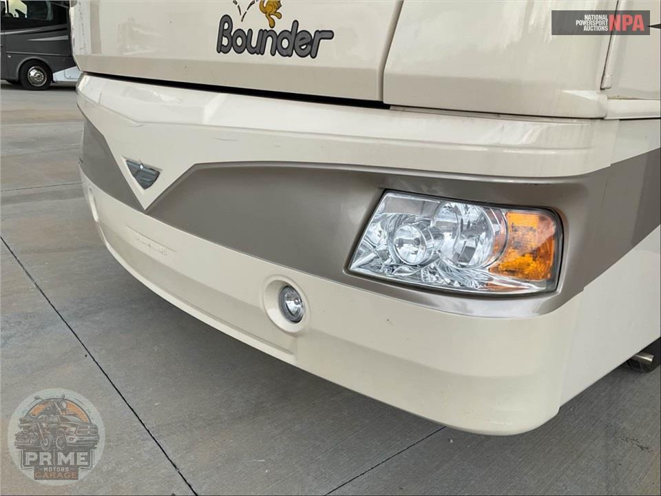 2008 Bounder M-38F FREIGHTLINER 325HP — фото 61