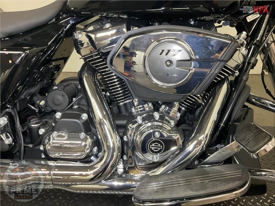 2025 Harley-Davidson FLHX STREET GLIDE — фото 6
