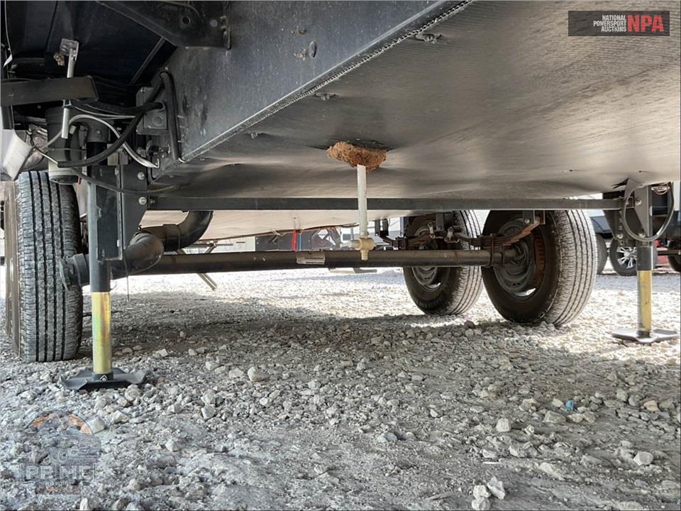 2019 Keystone Rv M-324 CG OUTBACK TOYHAULER SERIES — фото 36