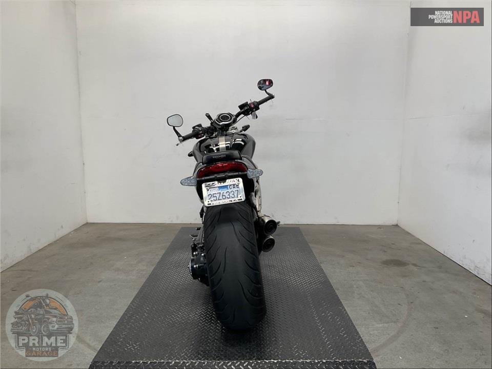 2022 Triumph ROCKET 3 R BLACK — фото 4