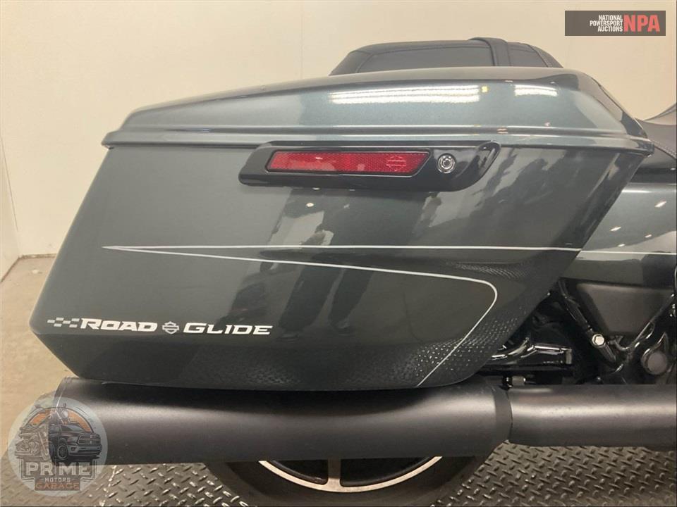 2025 Harley-Davidson FLTRX ROAD GLIDE — фото 17