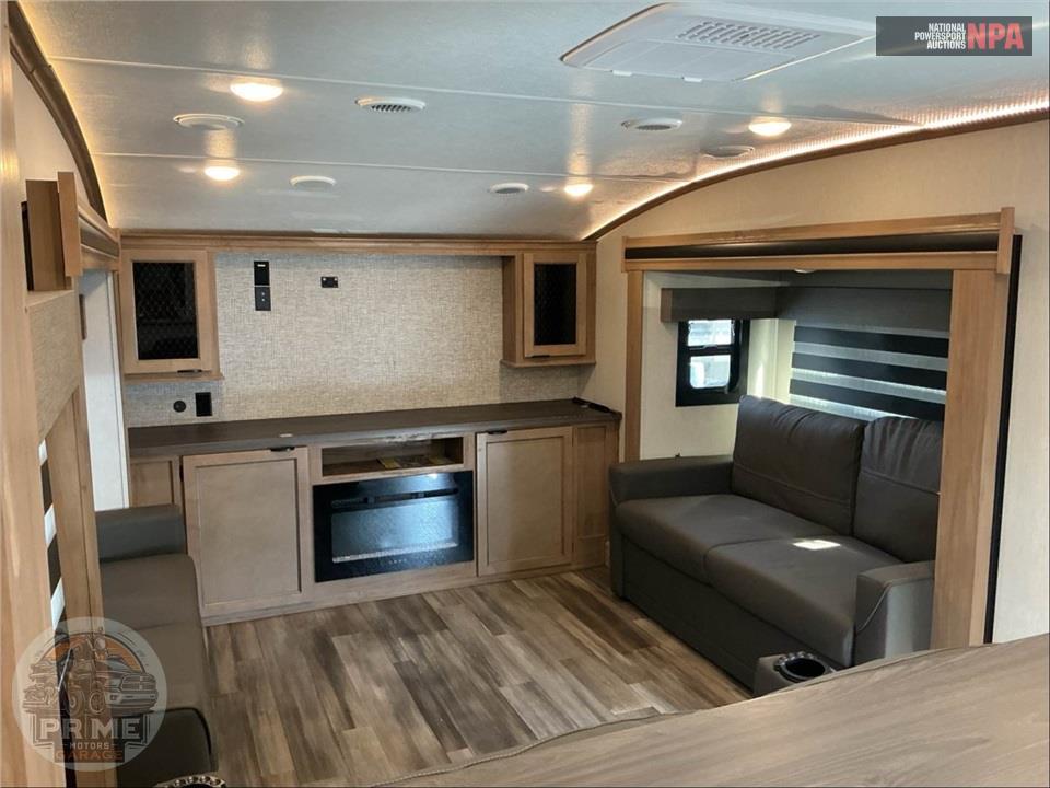 2024 Sabre By Forest River M-37FLL - FIFTH WHEEL SERIES — фото 6