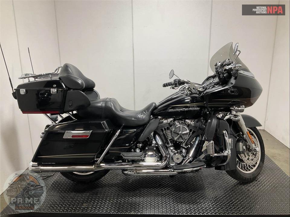 2011 Harley-Davidson FLTRU ROAD GLIDE ULTRA — фото 1