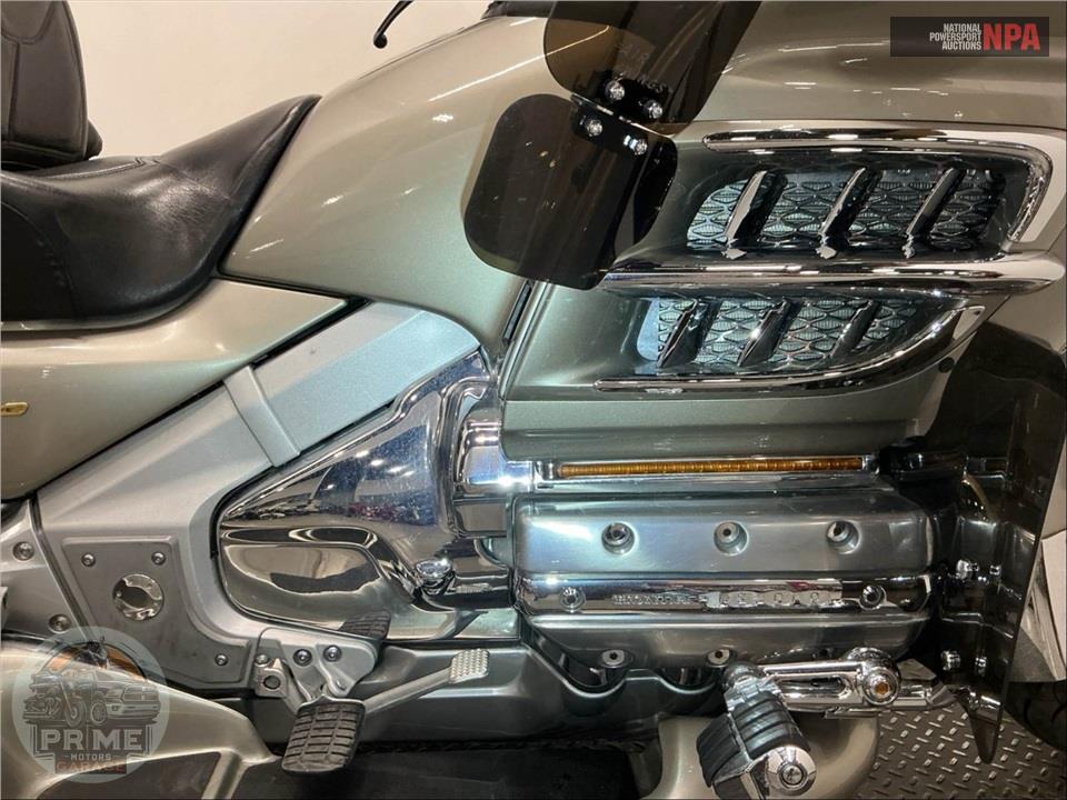 2002 Honda GL18002 GOLDWING — фото 6