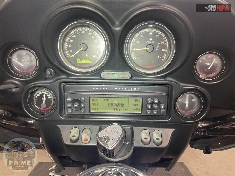 2011 Harley-Davidson FLHTCUTG TRIGLIDE UL CLSC — фото 5