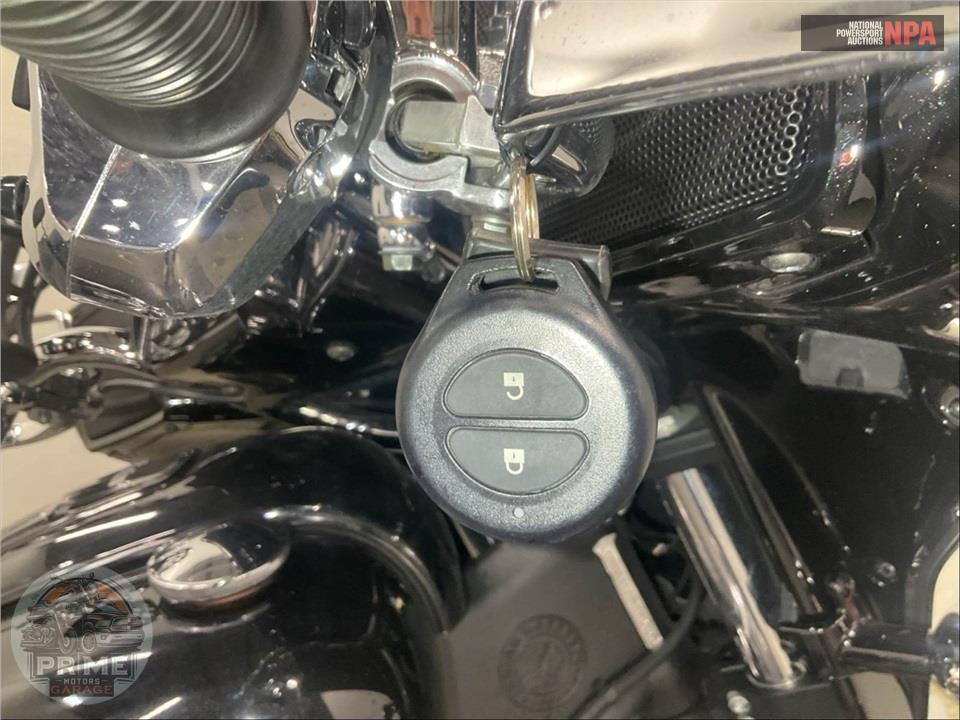 2019 Indian Motorcycle CHIEFTAIN LIMITED (THUNDER BLACK) — фото 11