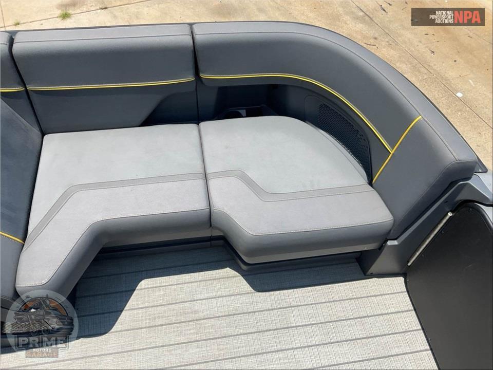 2025 Manitou Pontoon 22 SWITCH BACK CRUISE SERIES L=24/E=1 150 HP ROTAX OB — фото 24