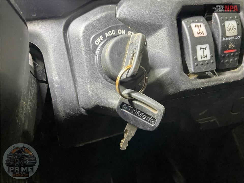 2021 Can-Am DEFENDER DPS CAB HD8 — фото 7