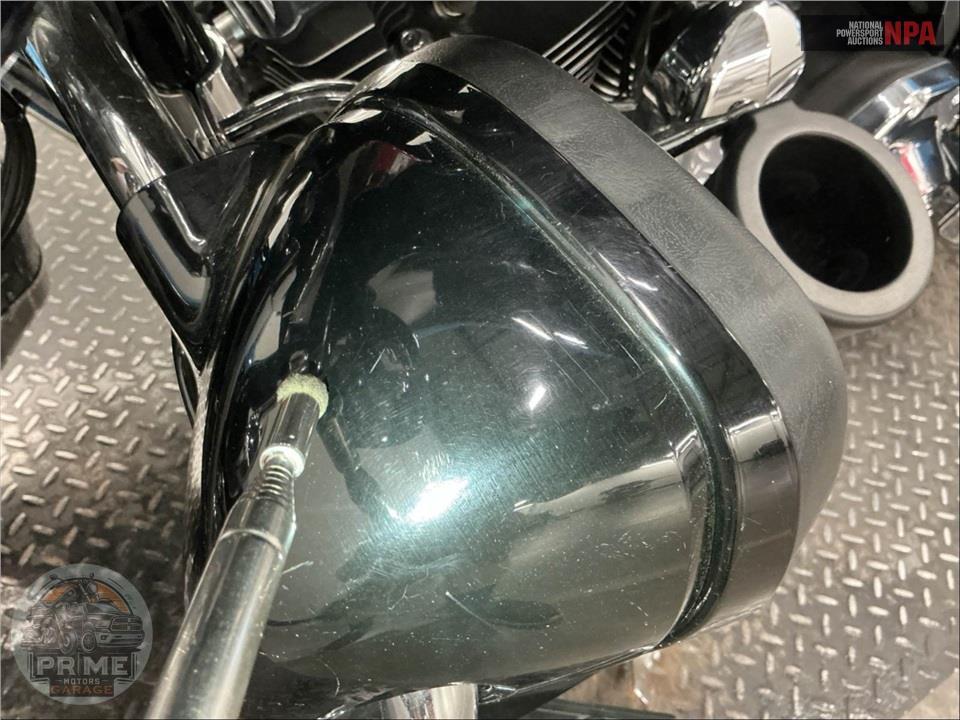 2011 Harley-Davidson FLHTK ELECTRA GLIDE UL LI — фото 20