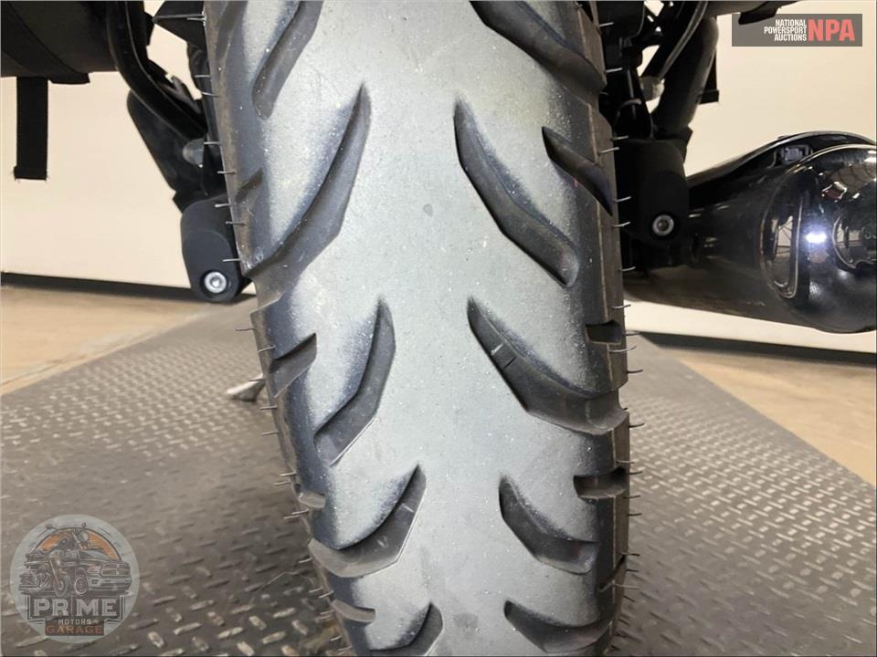 2023 Royal Enfield CLASSIC 350 SIGNALS/DARK — фото 17