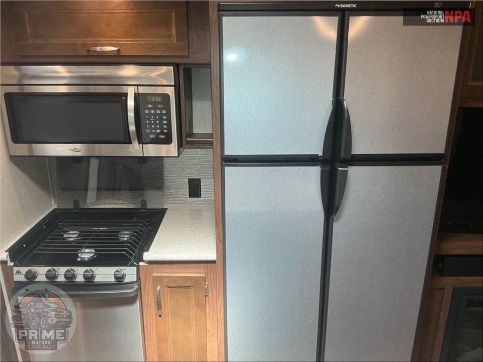 2017 Keystone Rv M-305 RL - MONTANA HIGH COUNTRY FIFTH WHEEL SERIES — фото 17