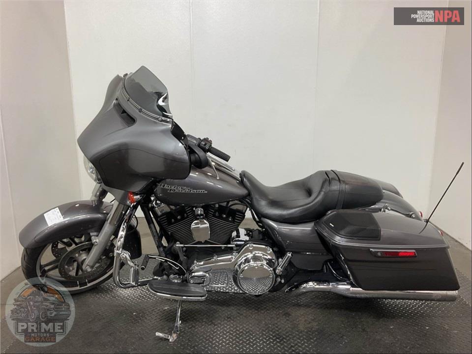 2014 Harley-Davidson FLHXS STREET GLIDE — фото 3