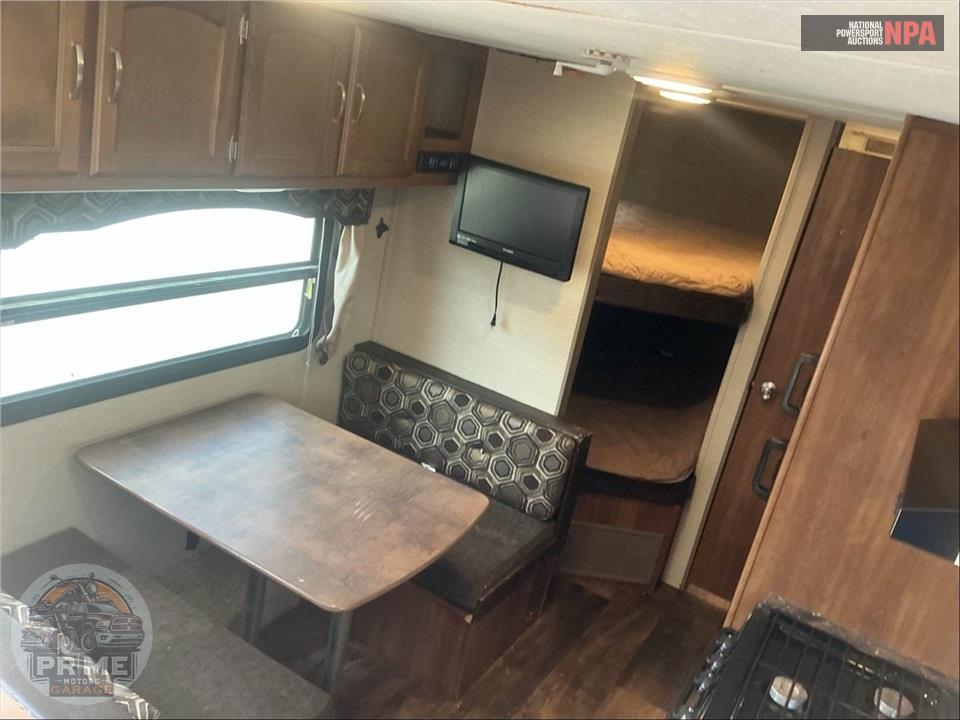 2016 Keystone Rv M-2600TB SUMMERLAND SERIES — фото 9