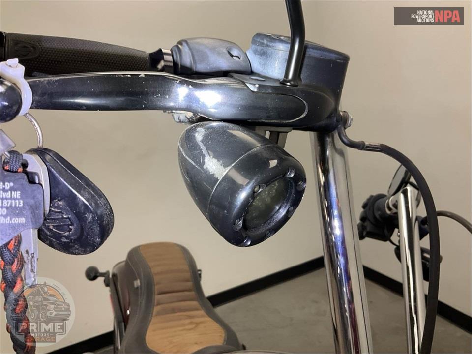 2018 Harley-Davidson FXBR BREAKOUT — фото 36