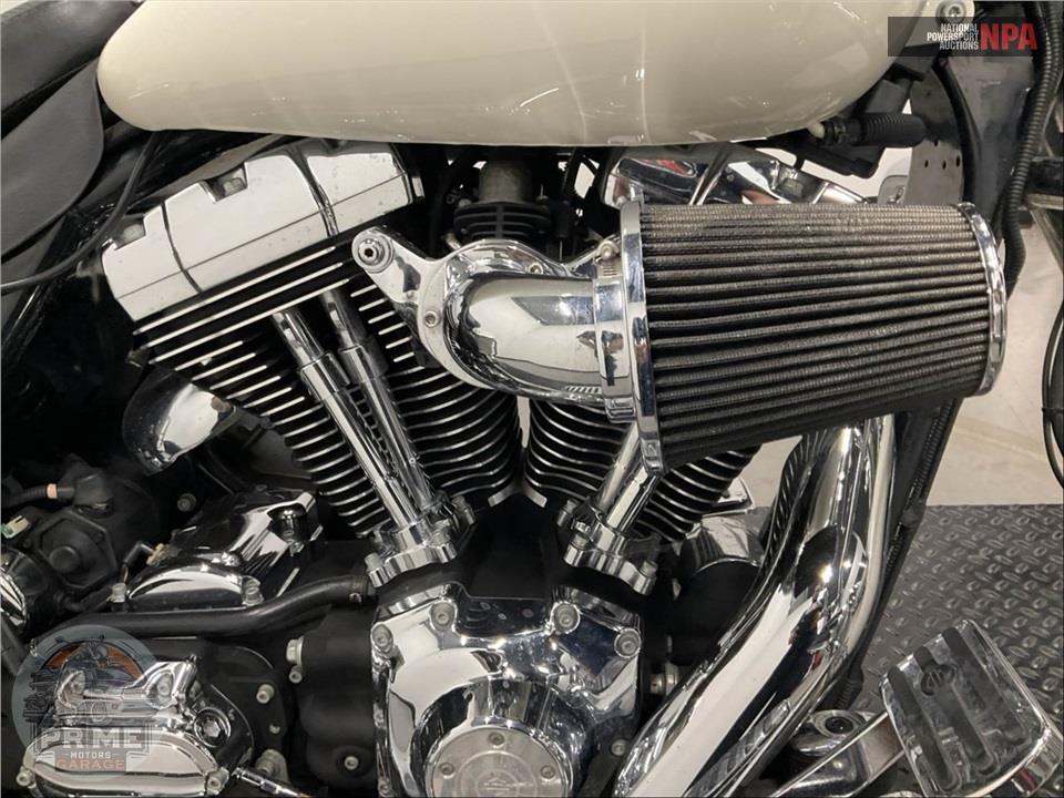 2005 Harley-Davidson FLHPI POLICE ROAD KING — фото 6