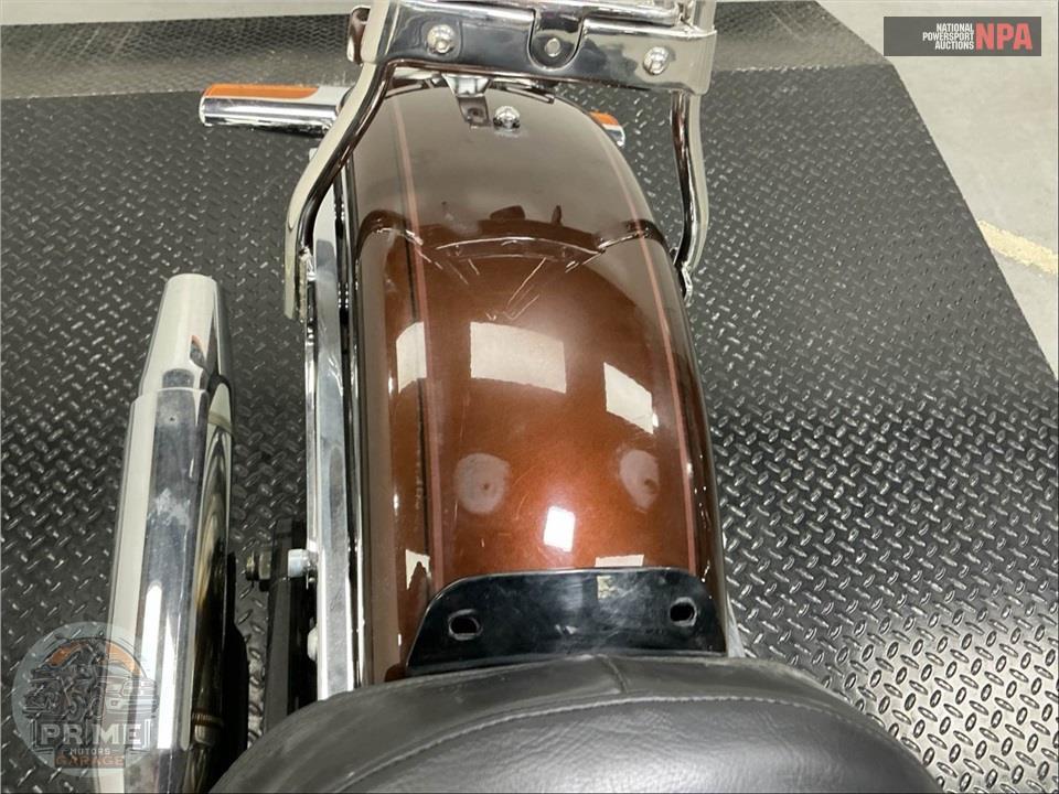 2019 Harley-Davidson FLDE DELUXE — фото 31