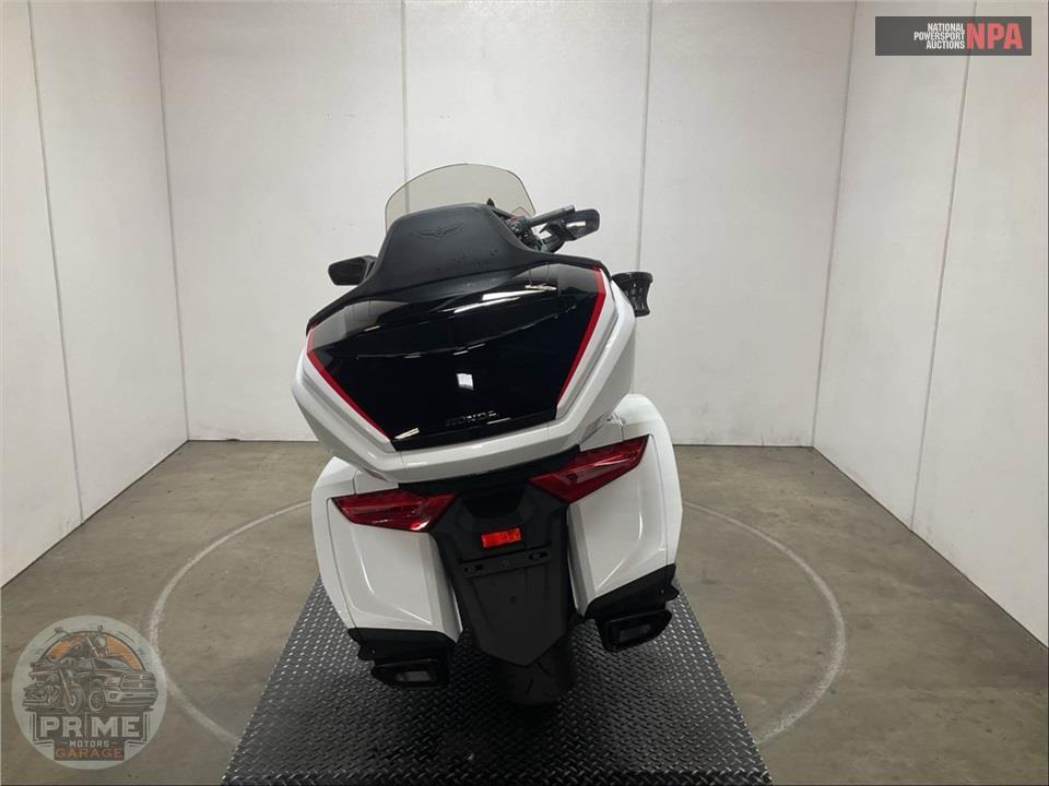 2024 Honda GL1800D GOLDWING TOUR DCT — фото 4