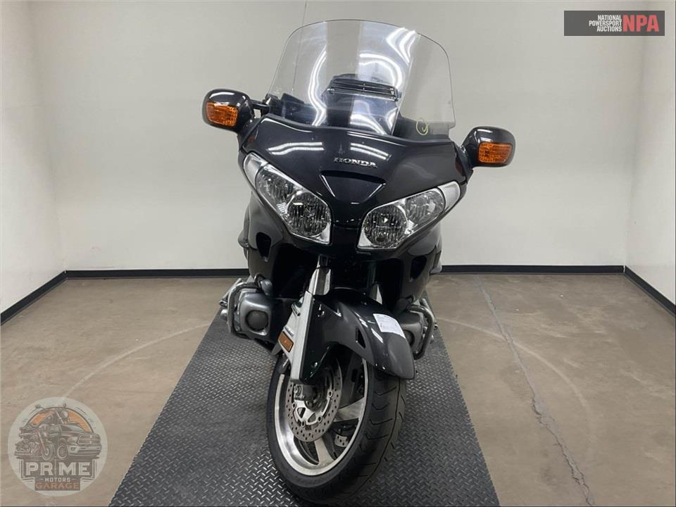 2010 Honda GL1800HPNAMA GLDWNG ABS** — фото 2