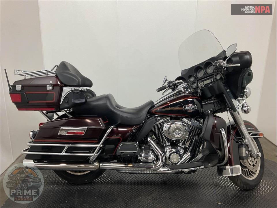 2011 Harley-Davidson FLHTCU UL CLSC EL GLIDE — фото 1