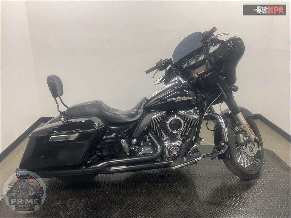 2016 Harley-Davidson FLHXS STREET GLIDE SPECIAL — фото 1