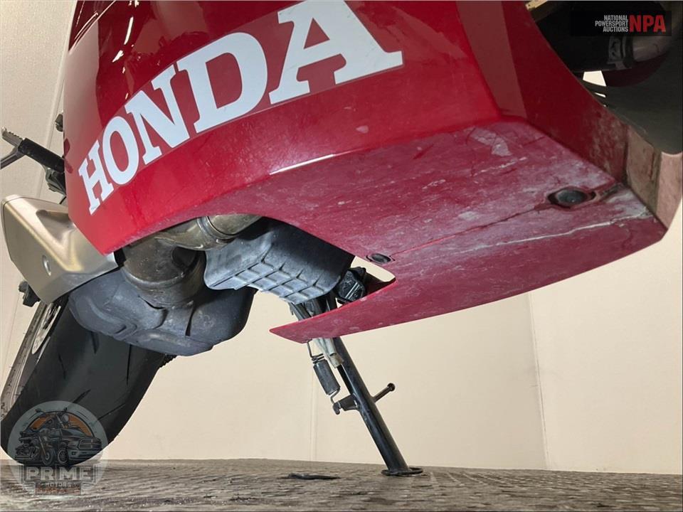 2024 Honda CBR650R E-CLUTCH — фото 12