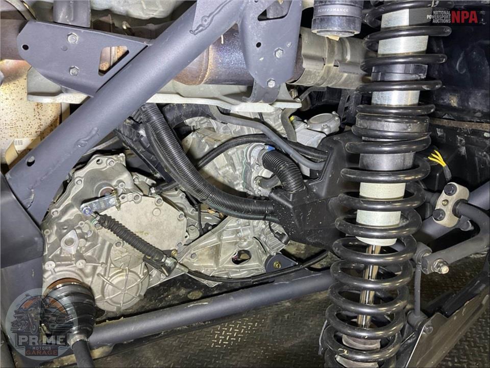 2023 Can-Am MAVERICK X3 RS TURBO RR 72 — фото 8
