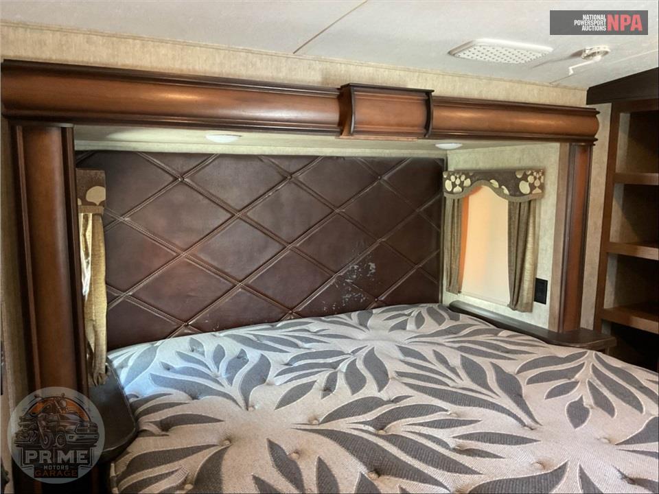 2017 Keystone Rv M-3661 RL MONTANA FIFTH WHEEL SERIES — фото 11